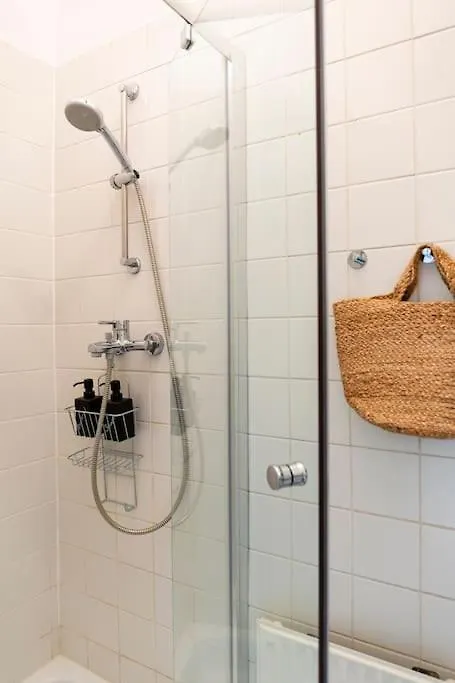 Apartment Savoir-Vivre In Unserer Zentralen Balkonwohnung Vienna