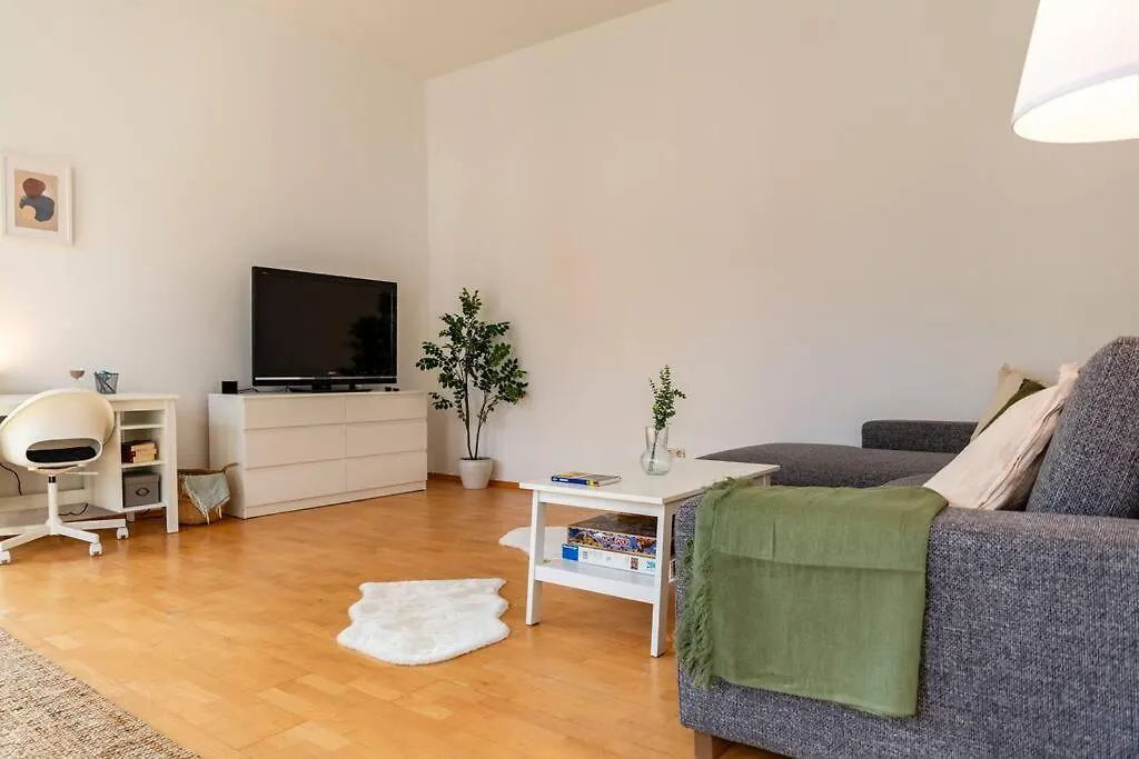 Savoir-Vivre In Unserer Zentralen Balkonwohnung Vienna Austria